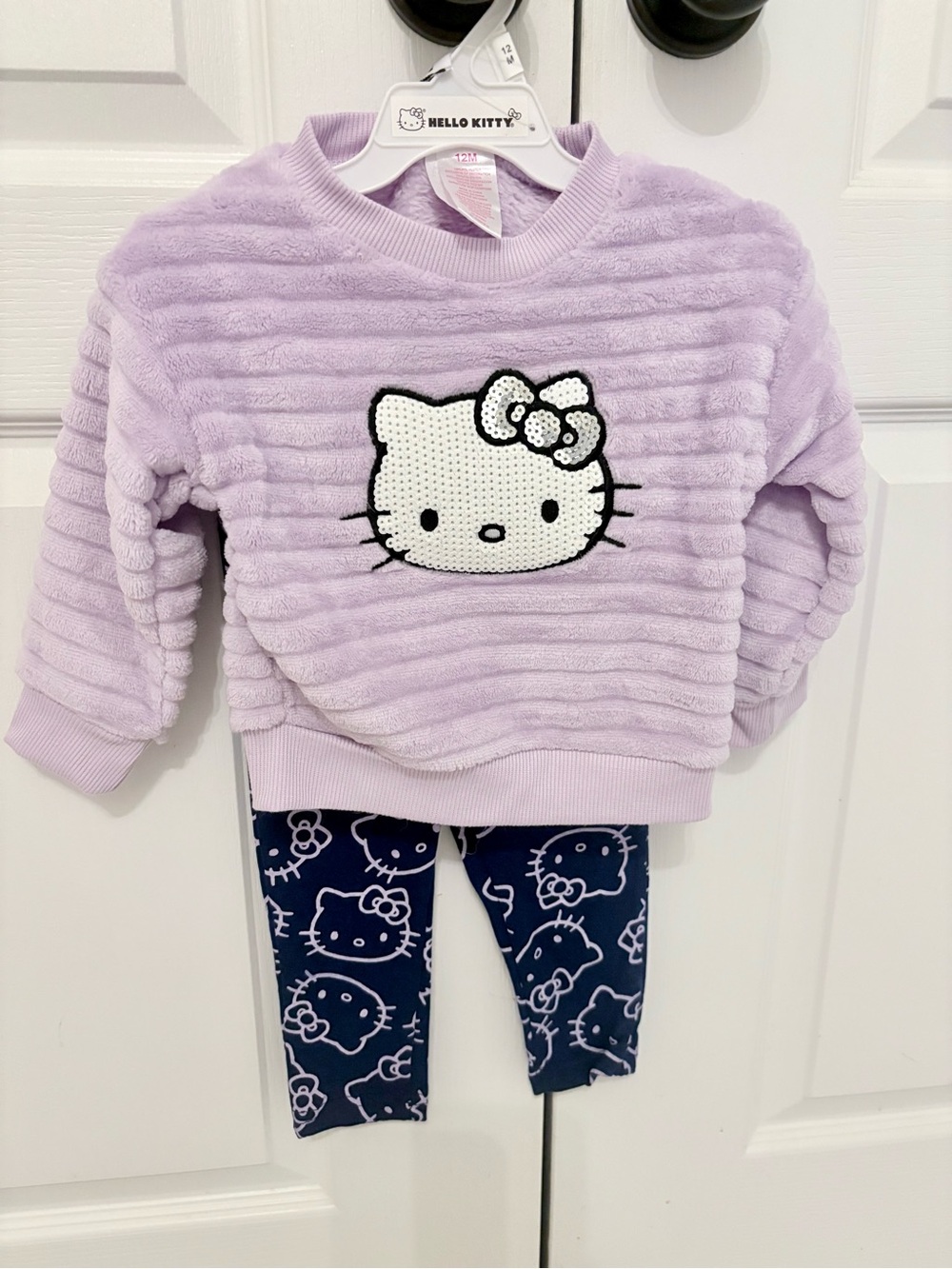 Hello Kitty Lavender Plush Top & Navy Hello Kitty Leggings Set - Kids Pajamas